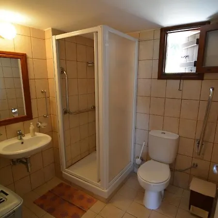 Elpida's Stone 컨트리하우스 *