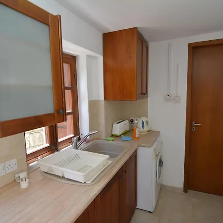 Elpida's Stone 컨트리하우스 Goudhi