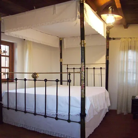 Elpida's Stone Goudhi