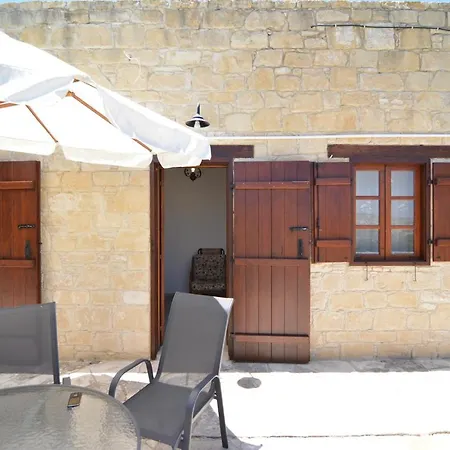 Elpida's Stone Country house *