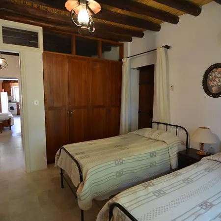 Elpida's Stone Goudhi