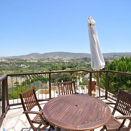 Casă la țară Elpida's Stone *