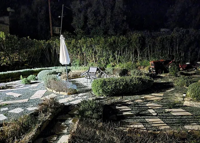 Εξοχικό σπίτι Elpida's Stone Γουδί