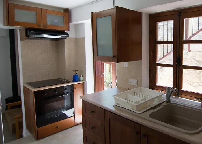 Elpida's Stone Γουδί