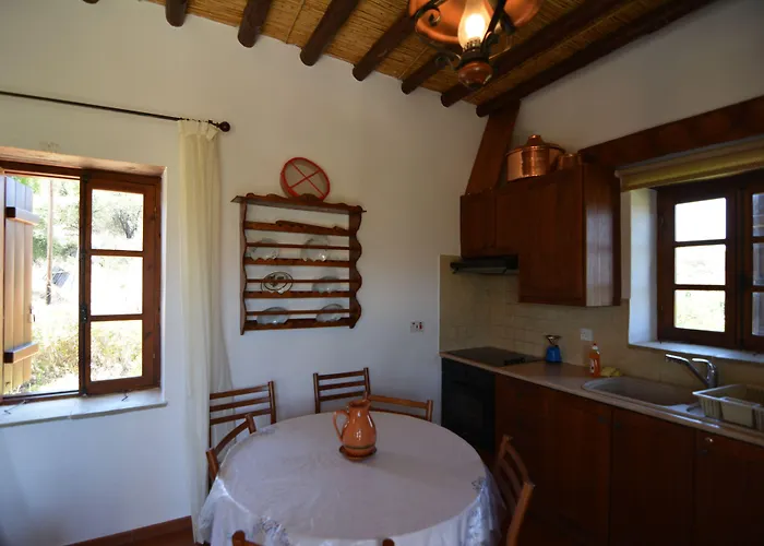 Εξοχικό σπίτι Elpida's Stone Γουδί